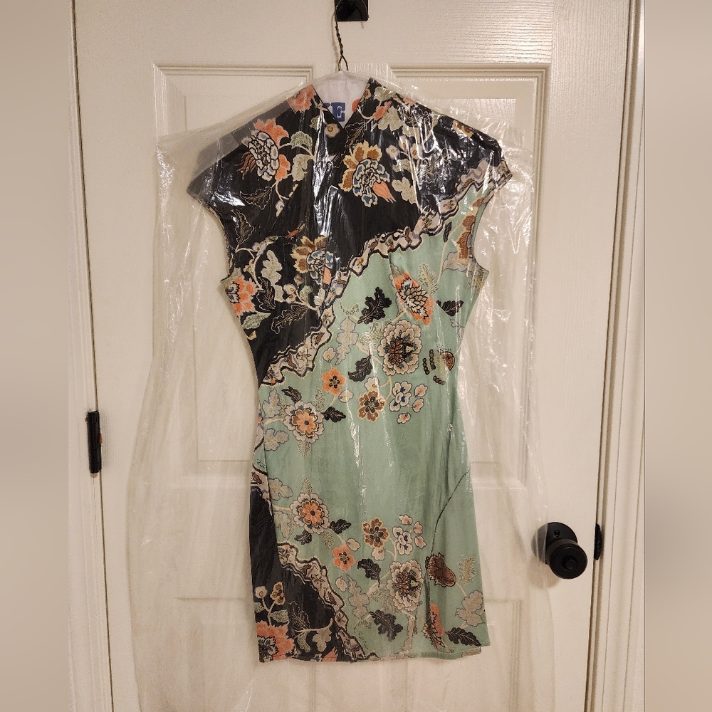 🔥 ROBERTO CAVALLI 🔥Runway Cheongsam Chinoiserie Silk Floral Mini Dress S RARE! - Picture 3 of 13